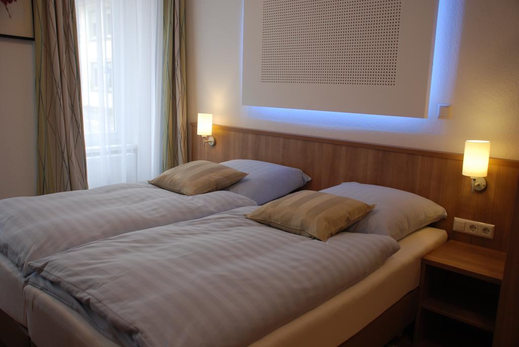 Hotel Rest Inn 브레텐 객실 사진