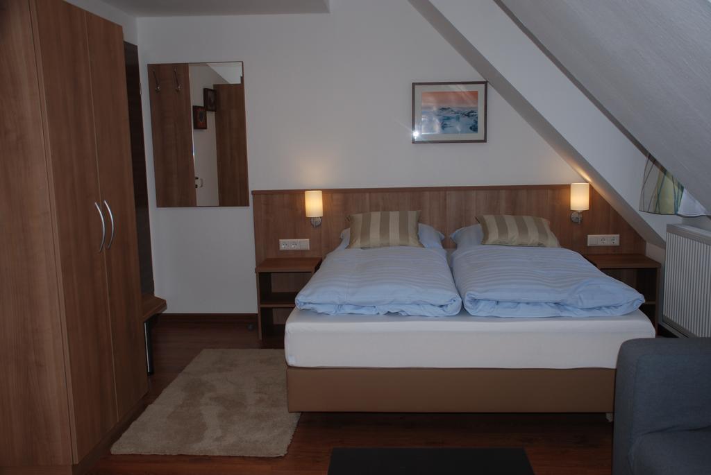 Hotel Rest Inn 브레텐 객실 사진