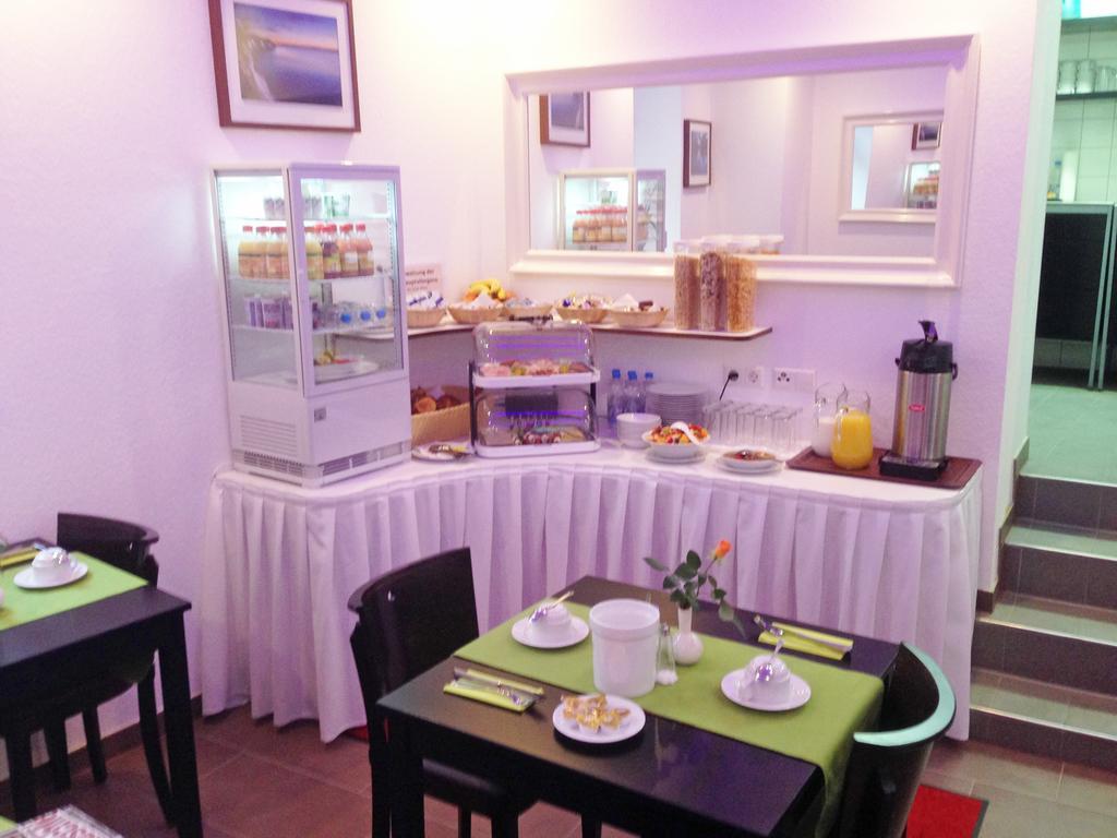 Hotel Rest Inn 브레텐 외부 사진